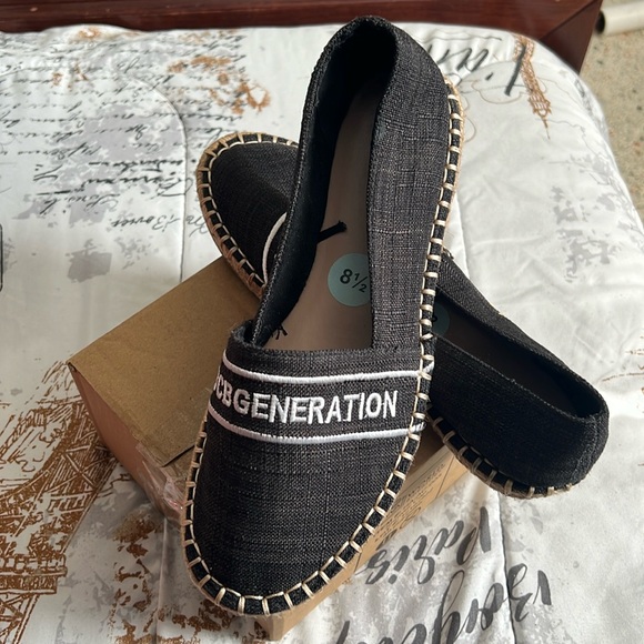 Used but in brand new condition - Picture 2 of 3